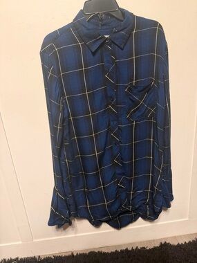 beachlunchlounge Blue Plaid Button-Down Shirt